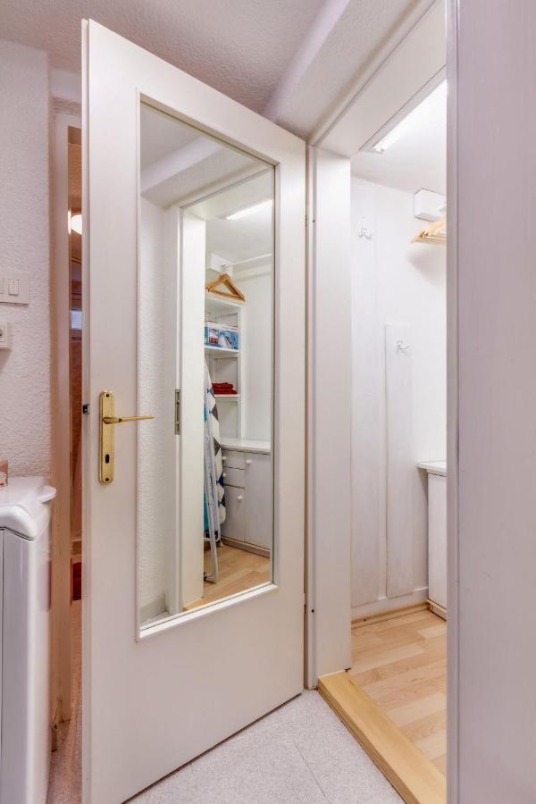 Apartma Valentina Apartment Pobegi Ngoại thất bức ảnh